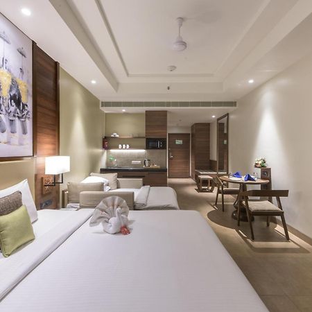 Club Mahindra Ashtamudi Hotell Nīndakara Exteriör bild