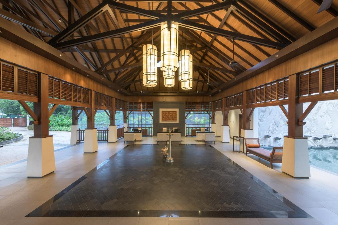 Club Mahindra Ashtamudi Hotell Nīndakara Exteriör bild